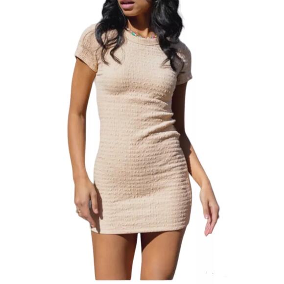 NWT Elodie Crinkle Mini Dress L Peach Coquette Fitted Bodycon Stretch Sexy - Picture 1 of 13